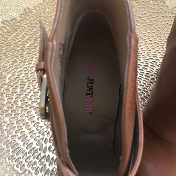 Booties - Picture 6 of 7